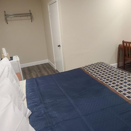 Majestic Inn&Suites Klamath Falls Zewnętrze zdjęcie