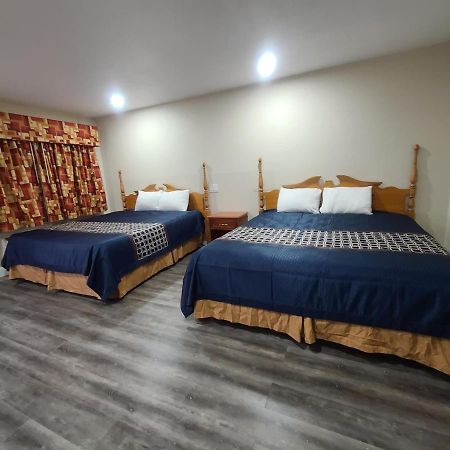 Majestic Inn&Suites Klamath Falls Zewnętrze zdjęcie