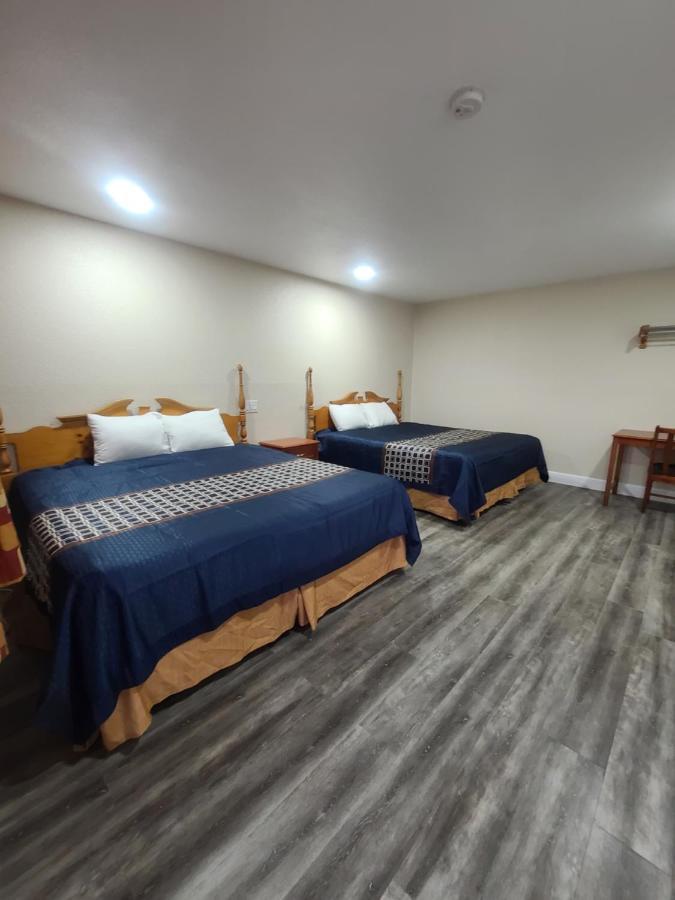 Majestic Inn&Suites Klamath Falls Zewnętrze zdjęcie