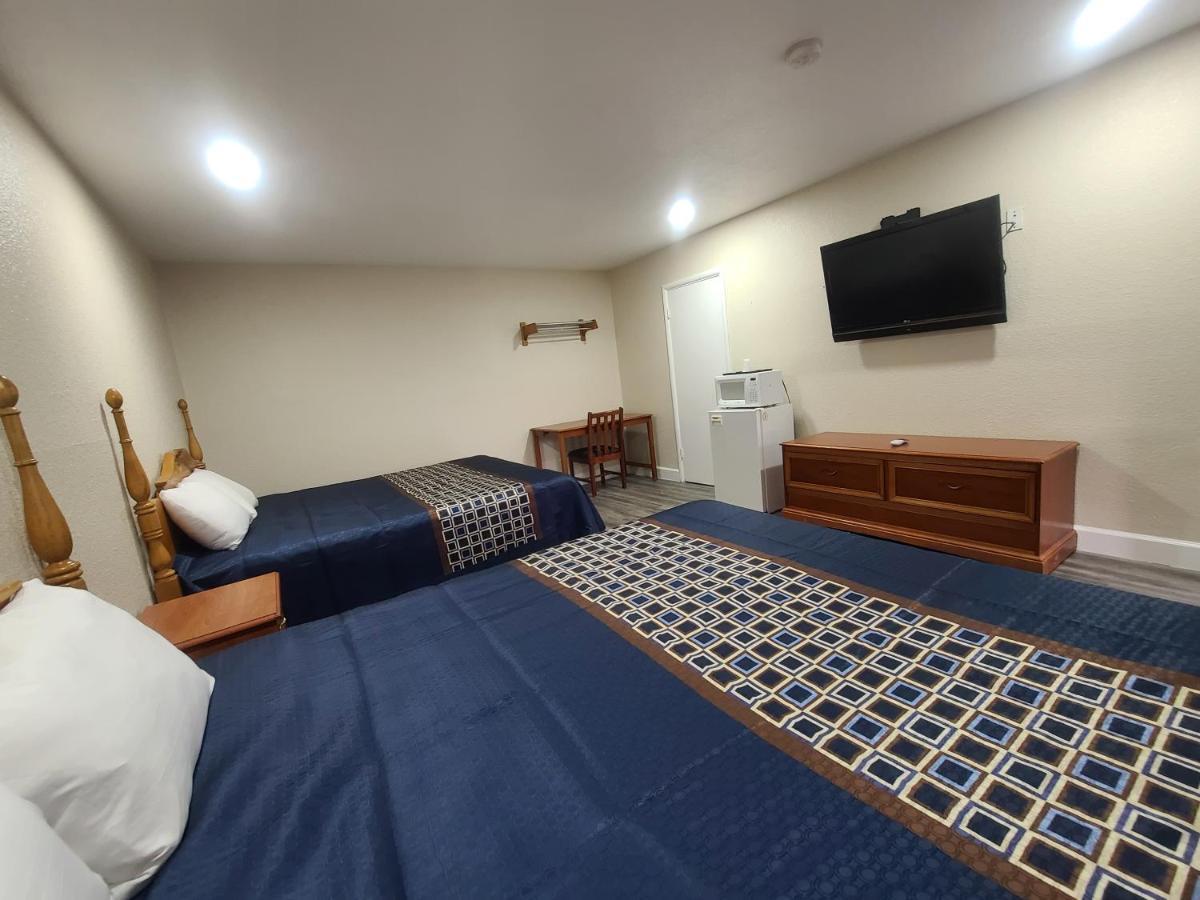 Majestic Inn&Suites Klamath Falls Zewnętrze zdjęcie