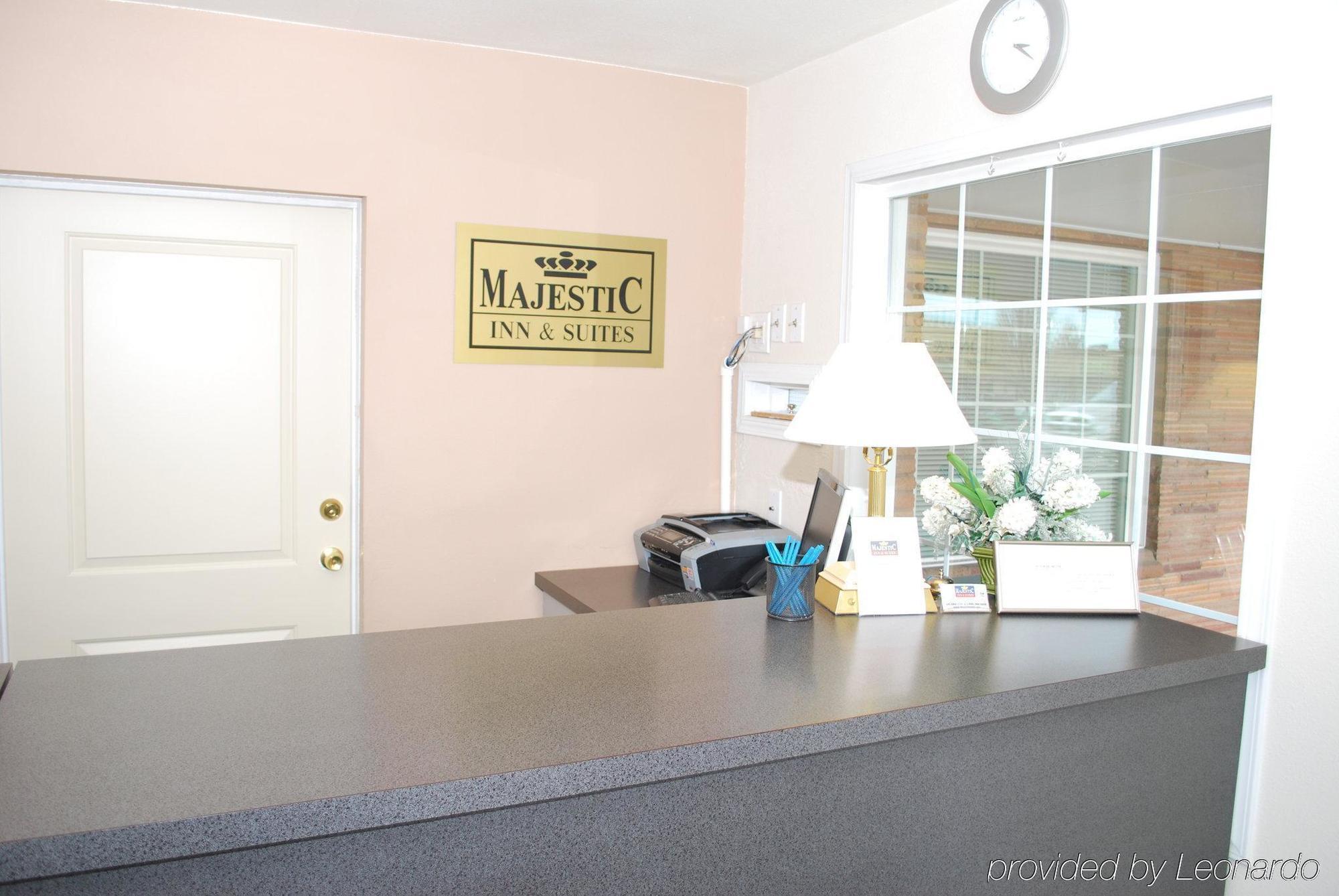 Majestic Inn&Suites Klamath Falls Zewnętrze zdjęcie